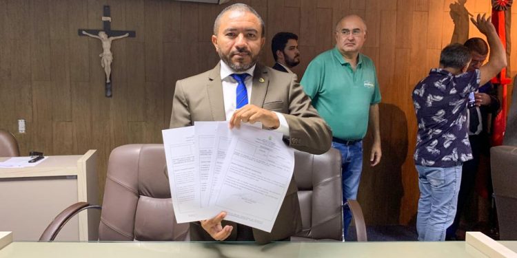 Alexandre do Sindicato avalia semestre de muito trabalho na Câmara Municipal