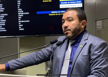 Alexandre comenta recuo de comissão sobre gestão de recursos da saúde: “A luta valeu a pena”