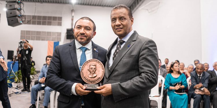 Assembleia de Deus de Campina Grande celebra 100 anos e Câmara entrega comenda especial