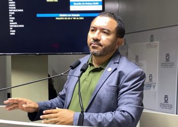 Vereador critica resposta da Cagepa a queixas sobre qualidade da água em Campina Grande