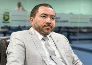 Alexandre protocola proposta de criação de agência municipal de regulação de serviços públicos