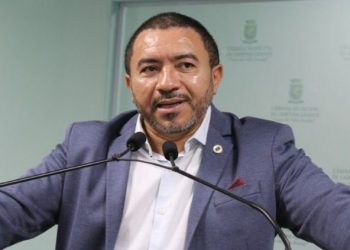 Projeto de Alexandre equipara período de licença-maternidade para todas as servidoras de CG